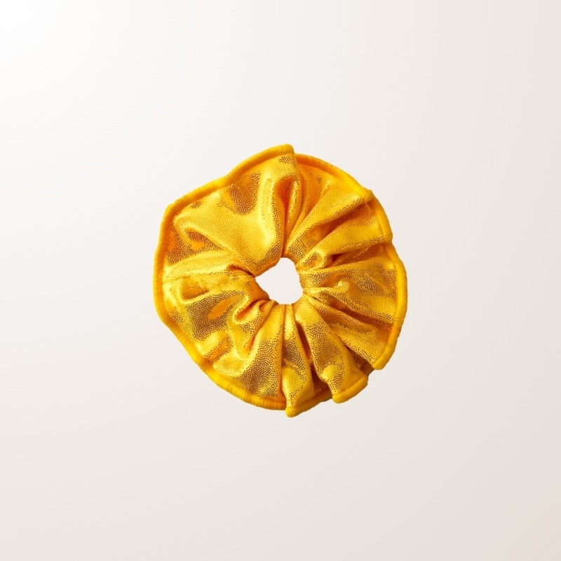 Powdered sun scrunchie